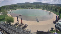 Koupací jezero