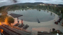 Koupací jezero
