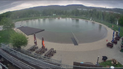 Koupací jezero