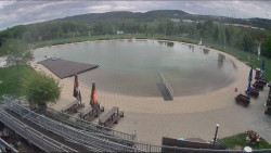 Koupací jezero