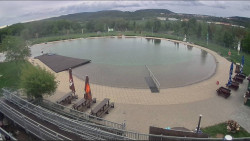 Koupací jezero