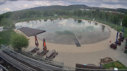 Koupací jezero