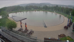 Koupací jezero