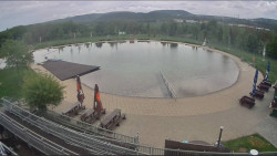 Koupací jezero