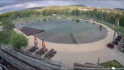 Koupací jezero