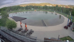Koupací jezero