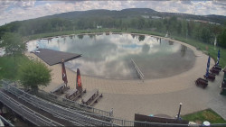 Koupací jezero
