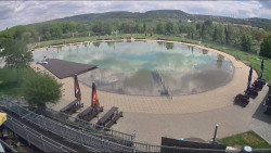 Koupací jezero