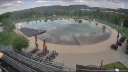Koupací jezero