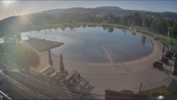 Koupací jezero