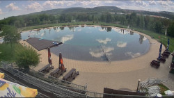 Koupací jezero