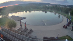 Koupací jezero