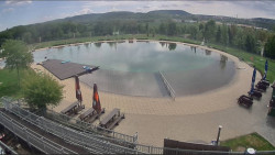 Koupací jezero