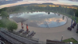 Koupací jezero