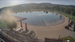 Koupací jezero