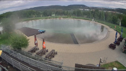 Koupací jezero