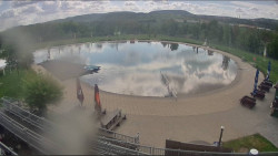Koupací jezero