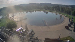 Koupací jezero