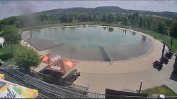 Koupací jezero