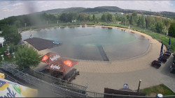 Koupací jezero