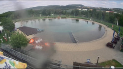 Koupací jezero
