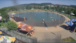 Koupací jezero