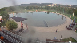 Koupací jezero