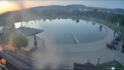 Koupací jezero