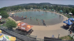 Koupací jezero