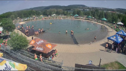 Koupací jezero