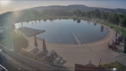 Koupací jezero