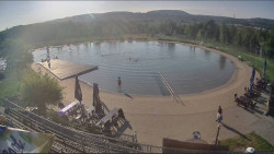 Koupací jezero