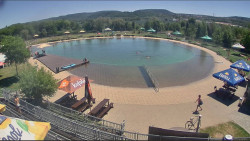 Koupací jezero