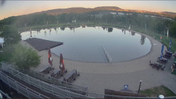 Koupací jezero