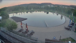 Koupací jezero