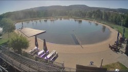Koupací jezero