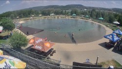 Koupací jezero