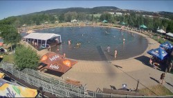 Koupací jezero