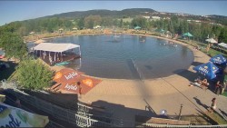 Koupací jezero