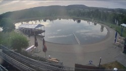 Koupací jezero