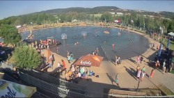 Koupací jezero