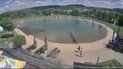 Koupací jezero