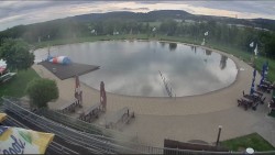 Koupací jezero