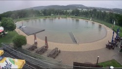 Koupací jezero