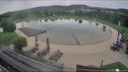 Koupací jezero
