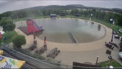 Koupací jezero