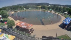 Koupací jezero