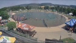 Koupací jezero
