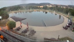 Koupací jezero