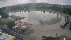 Koupací jezero